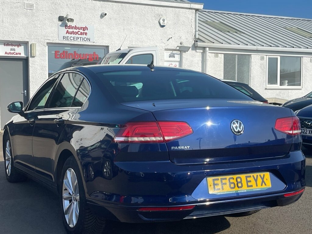 Volkswagen Passat 1.5L Se Business EF68EYX Blue #4