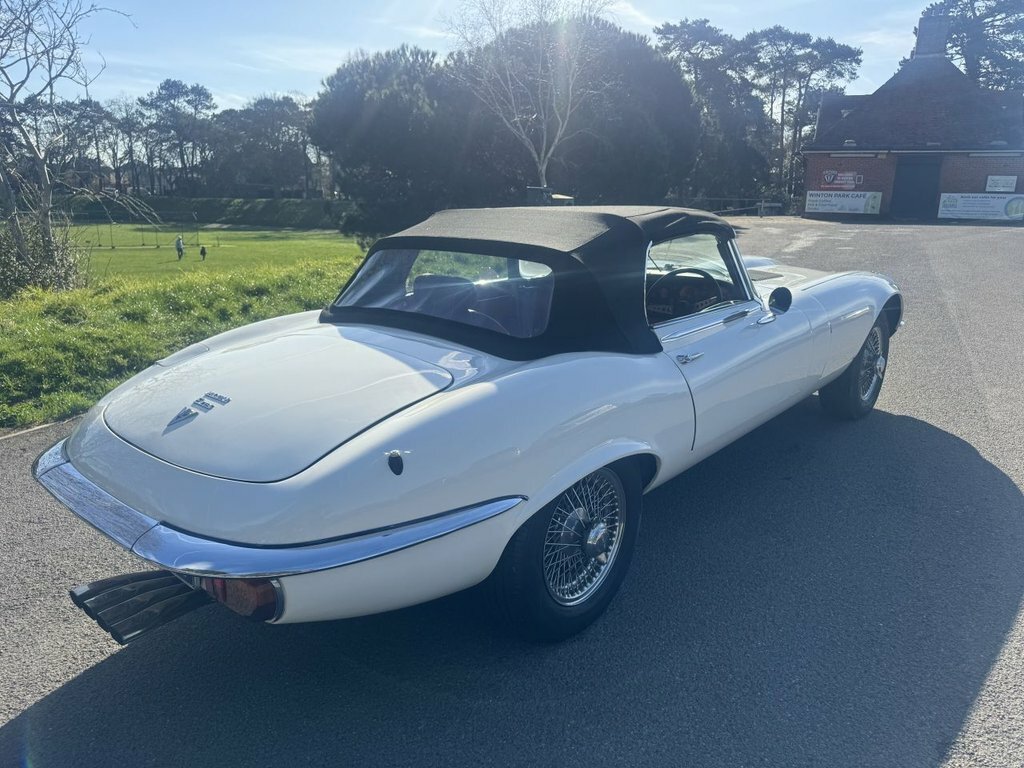 Jaguar E-Type Convertible White #4