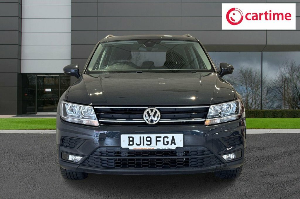 Volkswagen Tiguan 2L Match BJ19FGA Grey #4