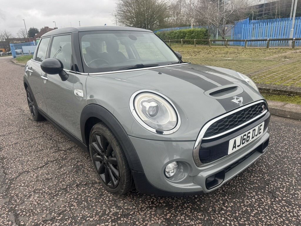 Mini Hatch 2.0 5-Door Hatch Cooper Sd 2016 AJ66DJE Grey #2