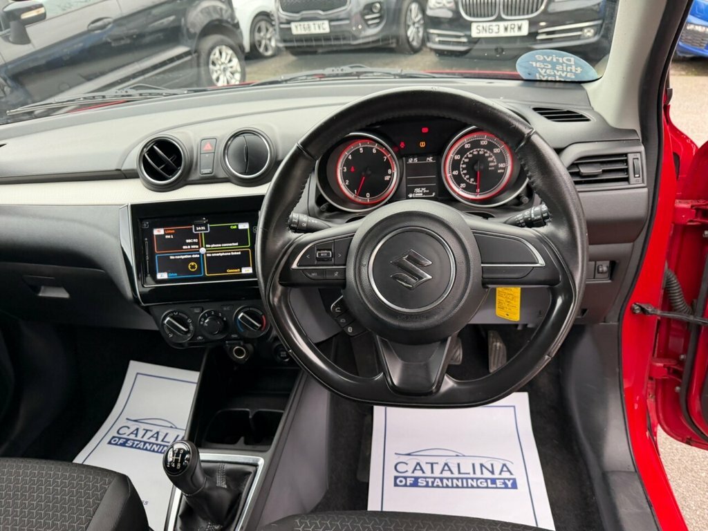 Suzuki Swift 1L Sz-t Red #4