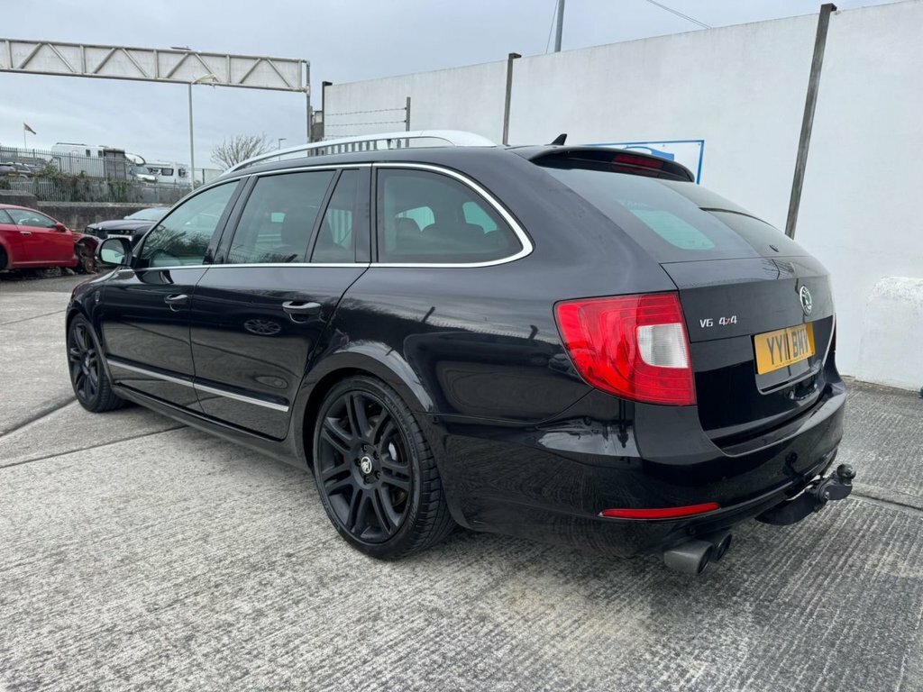 Skoda Superb 3.6L Elegance Black #3