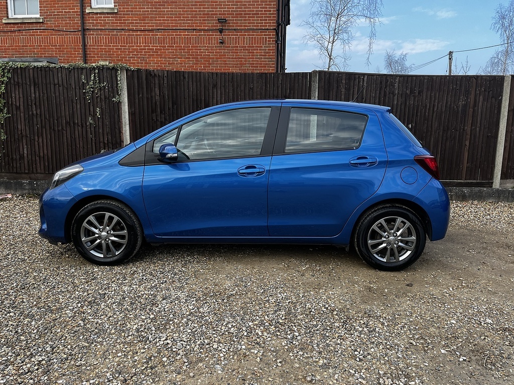 Toyota Yaris Dual Vvt-i Icon WG65XCD Blue #5