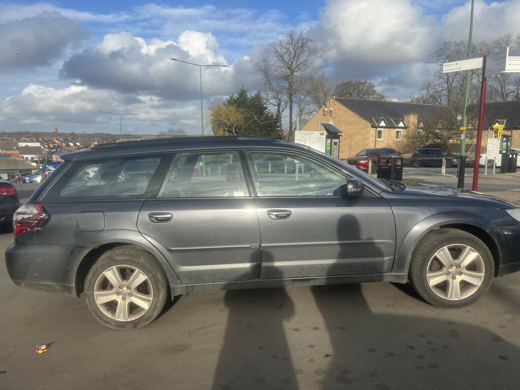 Subaru Outback 2.0 D Re Grey
