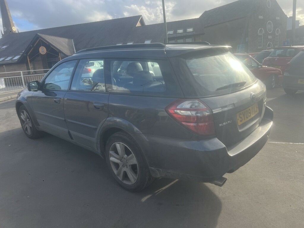 Subaru Outback 2.0 D Re Grey #6