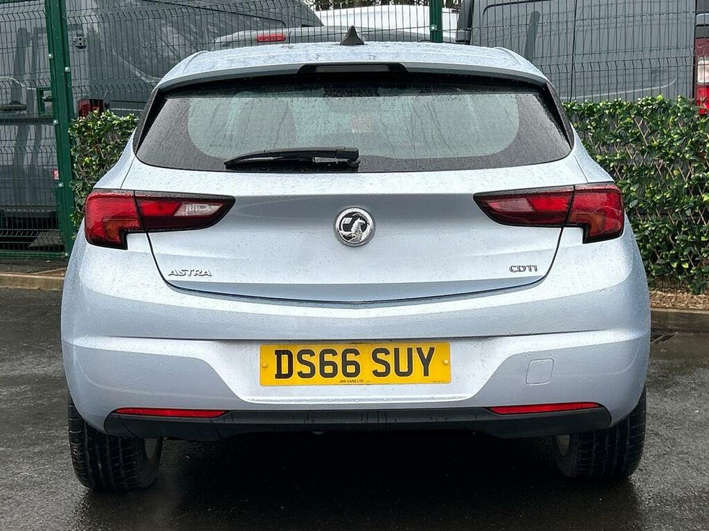 Vauxhall Astra 1.6 Cdti Blueinjection Sri Nav Hatchback Diese Silver #5