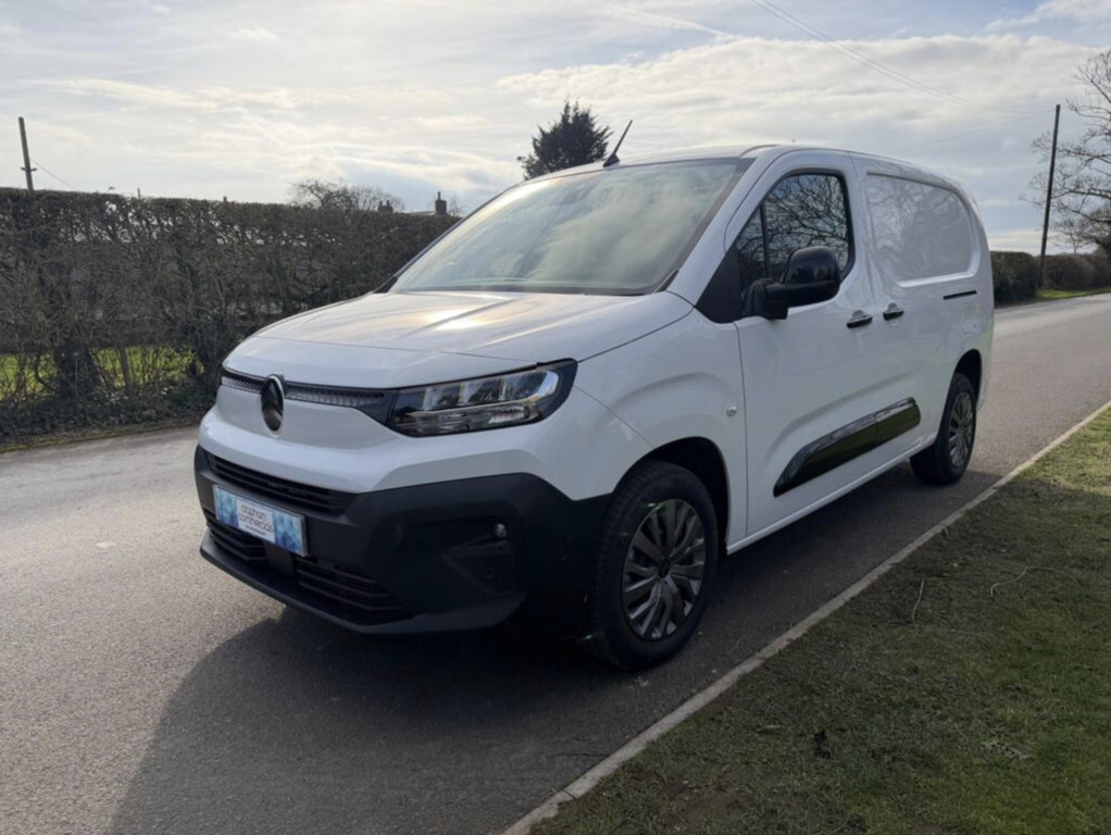 Citroen Berlingo 1.5 Bluehdi 950Driver Xl, 190 Miles   #4