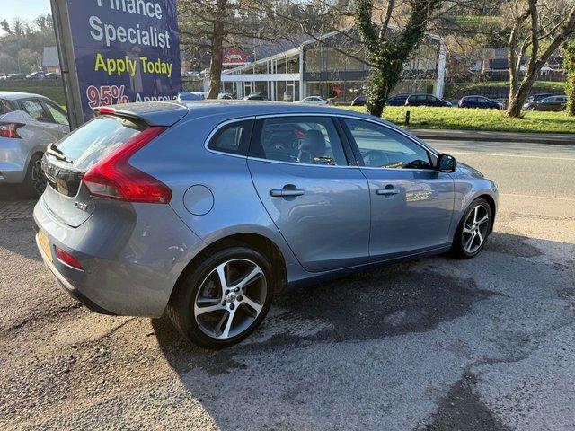 Volvo V40 2016 66 2.0 D2 Inscription Hatchback Ma Blue #6