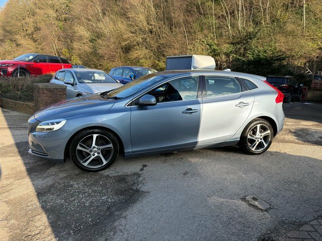 Volvo V40 2016 66 2.0 D2 Inscription Hatchback Ma Blue #5