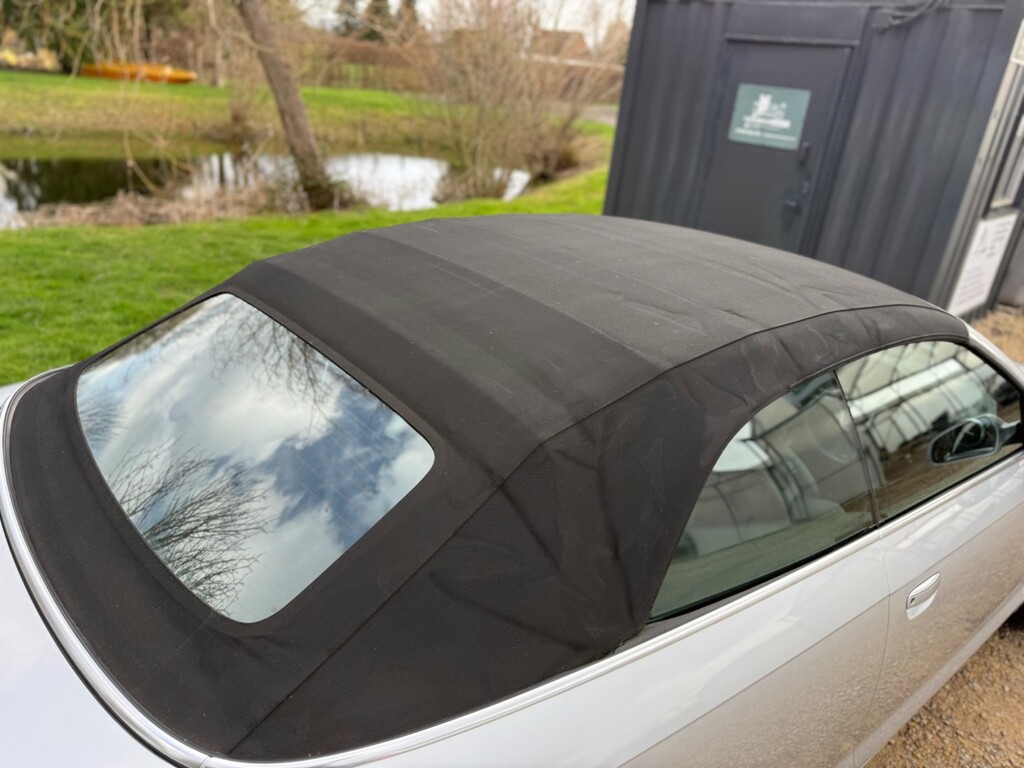 Audi Cabriolet 2.0 Tdi White #26