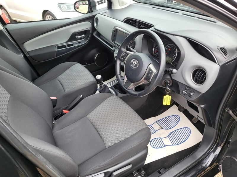 Toyota Yaris Vvt-i Icon RK65MYO Black #2