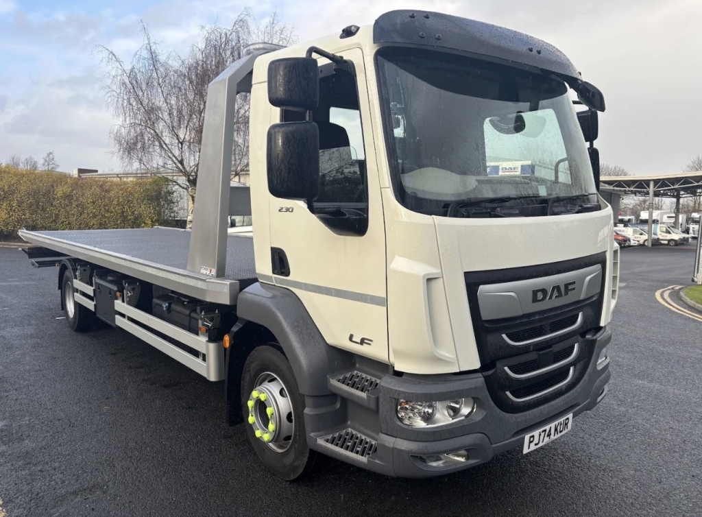 DAF All Models Diesel White #4