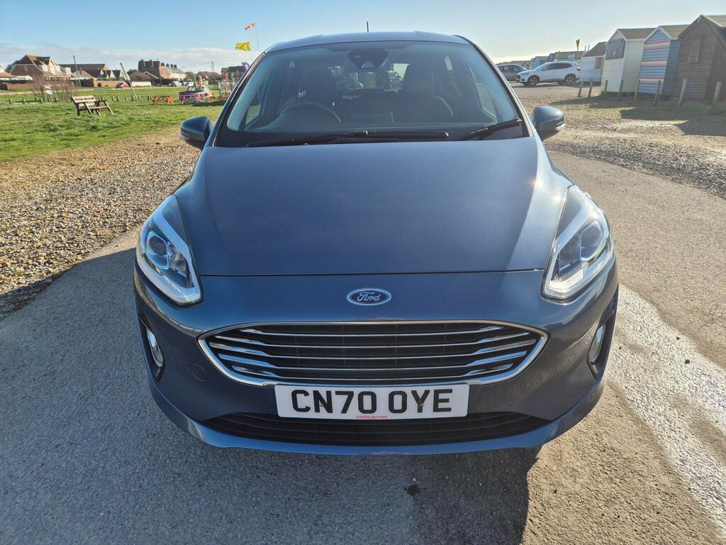 Ford Fiesta Titanium 5-Door CN70OYE Blue #5