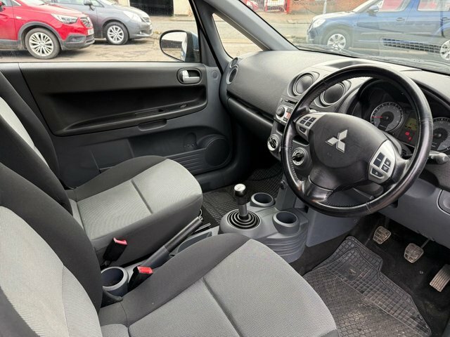 Mitsubishi Colt Hatchback Black #7