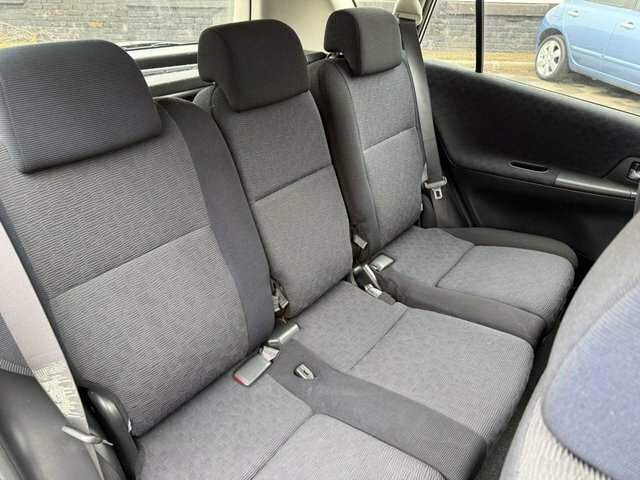Toyota Corolla Verso Corolla Verso T3 D4d Green #12
