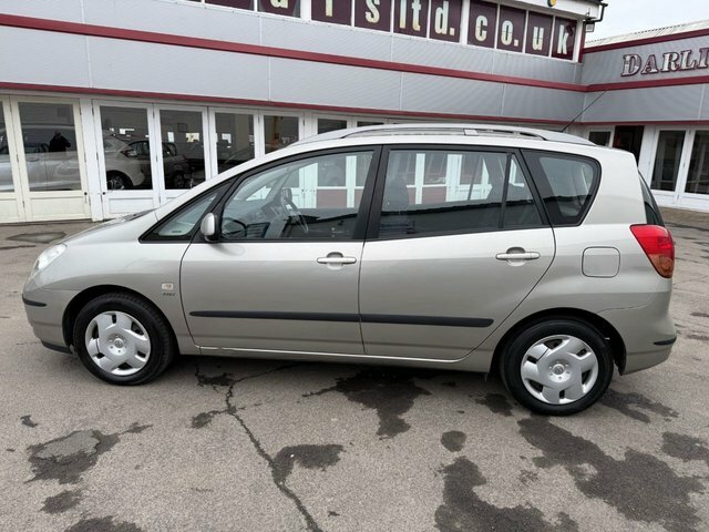 Toyota Corolla Verso Corolla Verso T3 D4d Green #19