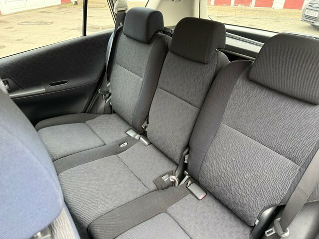 Toyota Corolla Verso Corolla Verso T3 D4d Green #21