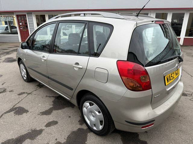 Toyota Corolla Verso Corolla Verso T3 D4d Green #18