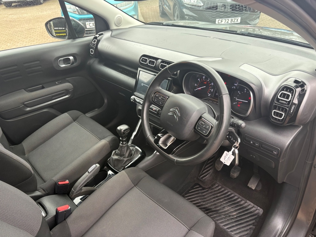 Citroen C3 Aircross 1.2 Puretech 110 Shine HY72YGT Grey #2