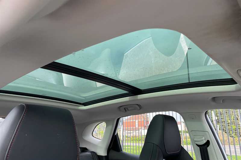MG HS 1.5 T-gdi Exclusive Suv Dct Euro 6 Ss EA70RYG White #2