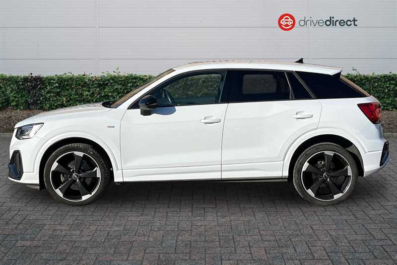 Audi Q2 1.5 Tfsi Cod 35 Black Edition Suv S Tro EF70LXW White #6