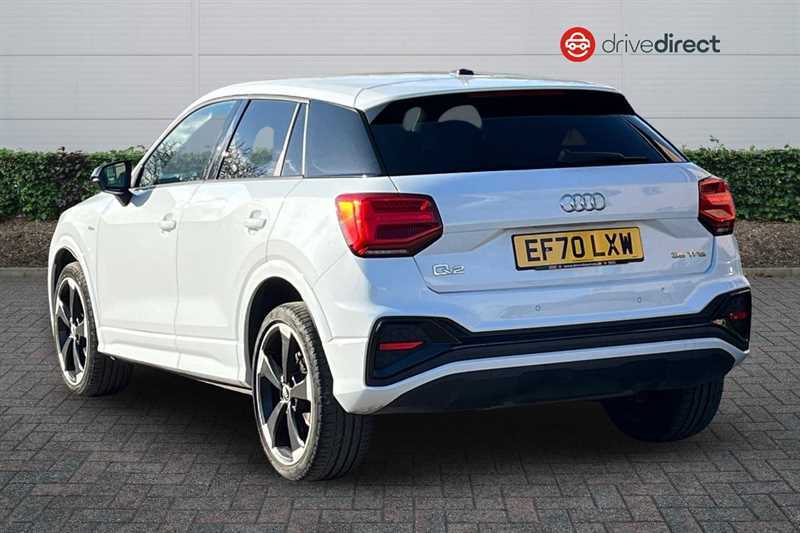 Audi Q2 1.5 Tfsi Cod 35 Black Edition Suv S Tro EF70LXW White #5