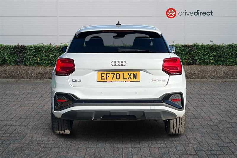 Audi Q2 1.5 Tfsi Cod 35 Black Edition Suv S Tro EF70LXW White #4