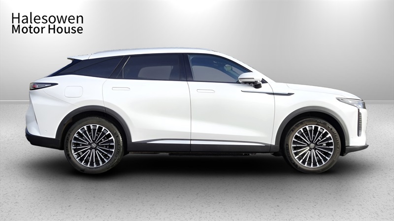 Omoda 9 1.5T Shs 34.46Kwh Noble Suv Plug-in Hyb BK75JWL White #3