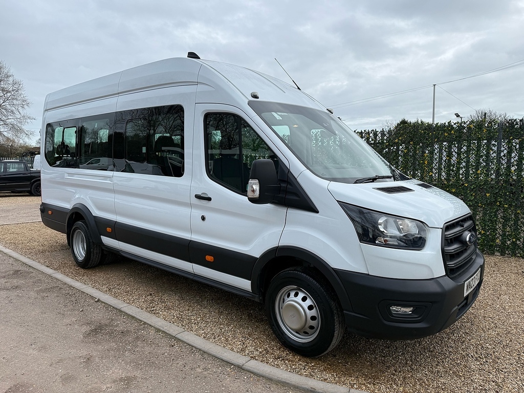 Ford Transit Custom 460 2.0 Ecoblue Leader L4 Xlwb 17 Seater Minibus - White