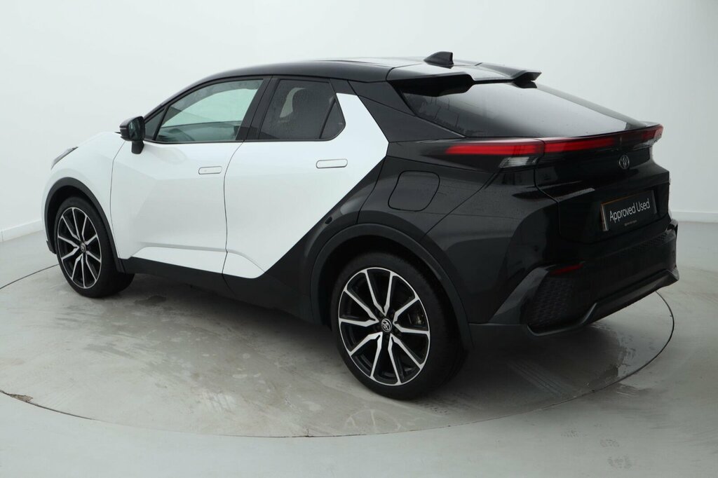 Toyota C-Hr 2.0 Vvt 13.6Kwh Gr Sport Suv Plug-in Hy SK74DZY White #4