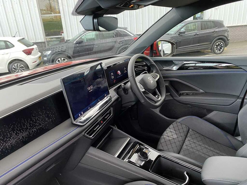 Volkswagen Tiguan 1.5 Etsi R-line Dsg 150 SM75MYC Red #2
