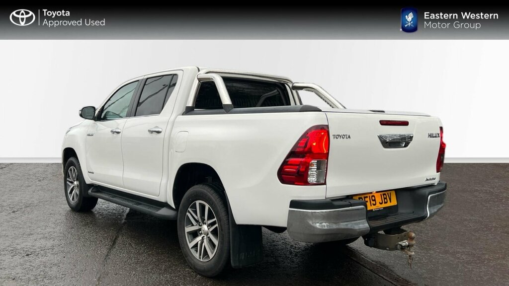 Toyota HILUX 2.4 D-4d Invincible 4Wd Euro 6 Ss Tss White #4