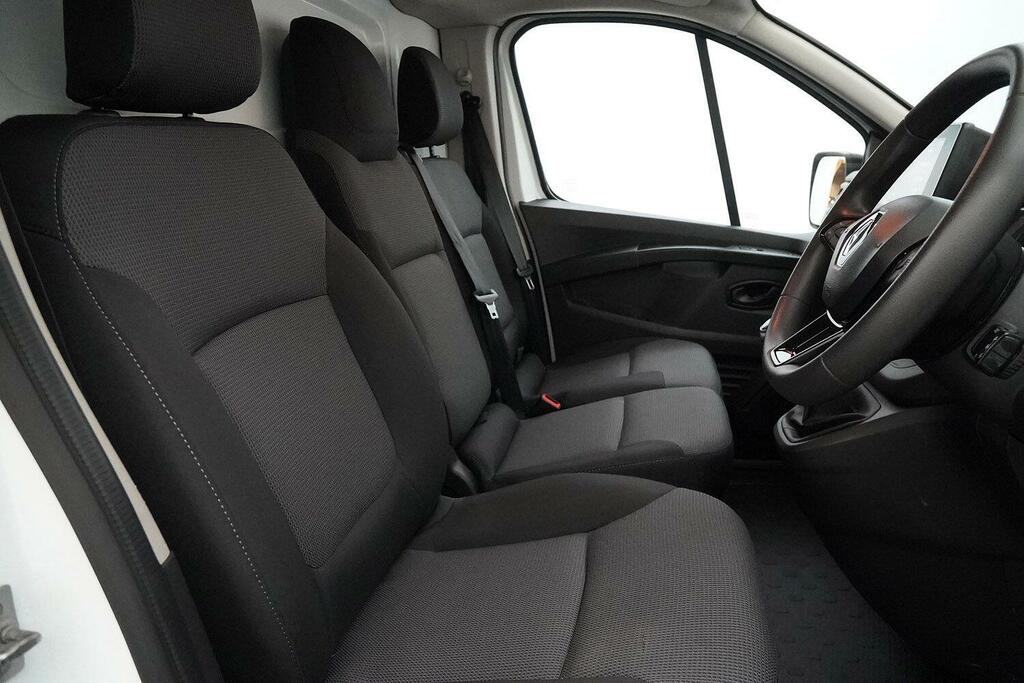 Renault Trafic 2.0 Dci Blue Ll30 Advance Panel Van Man MJ73UVK White #6