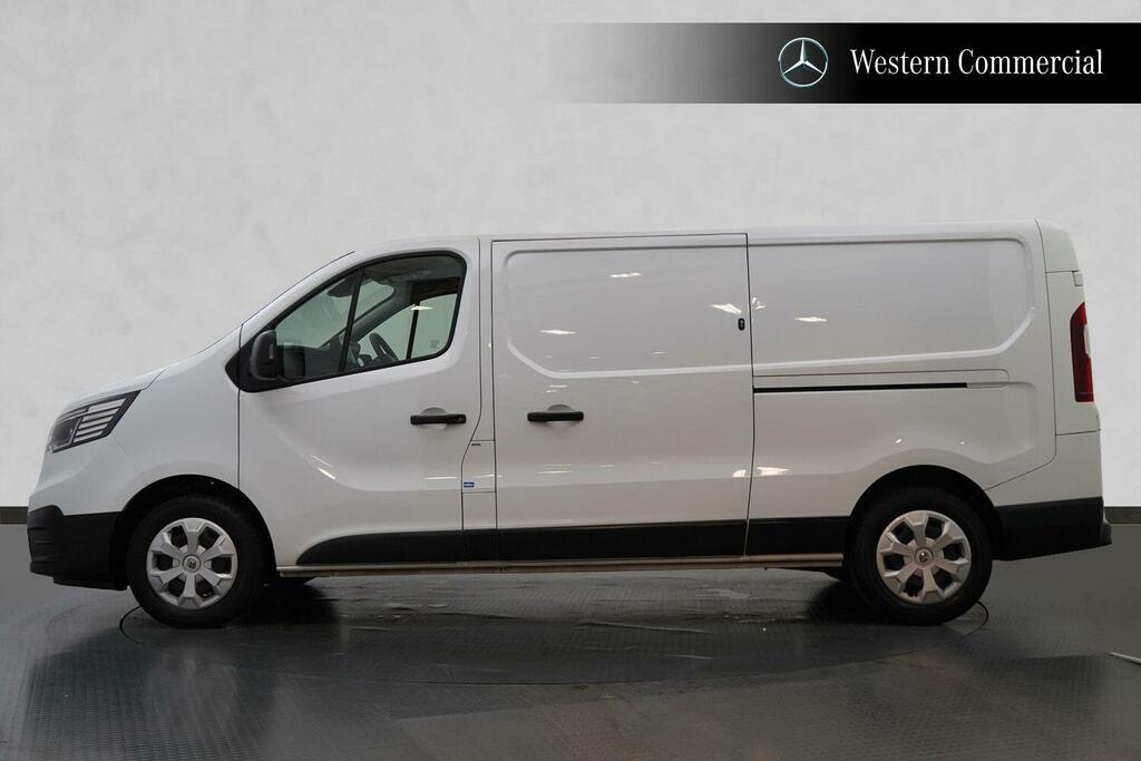 Renault Trafic 2.0 Dci Blue Ll30 Advance Panel Van Man MJ73UVK White #3