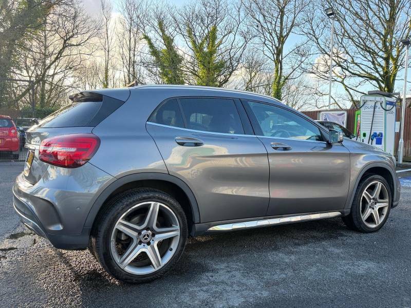 Mercedes-Benz GLA Class 2.1 Gla220d Amg Line Premium 7G-dct 4Matic Euro FL67YPH Grey #4