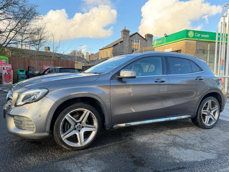 Mercedes-Benz GLA Class 2.1 Gla220d Amg Line Premium 7G-dct 4Matic Euro FL67YPH Grey #3