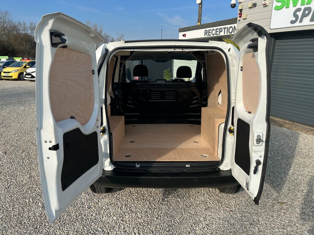 Fiat Fiorino 1.3 Multijetii Tecnico Van Euro White #5