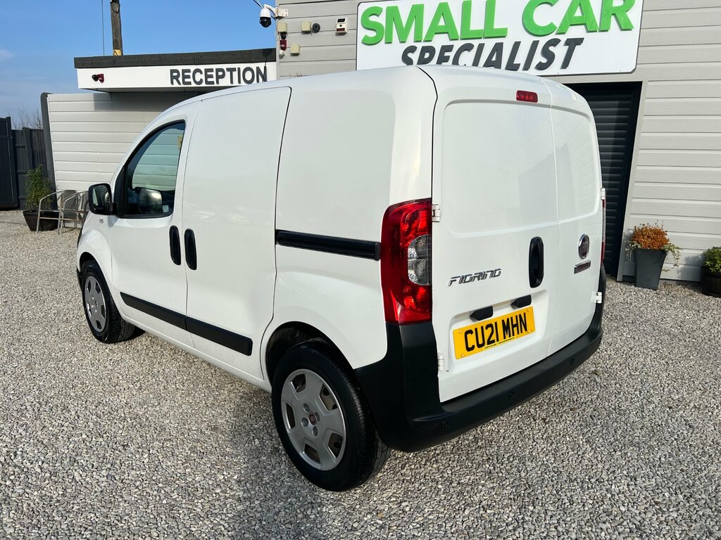 Fiat Fiorino 1.3 Multijetii Tecnico Van Euro White #2