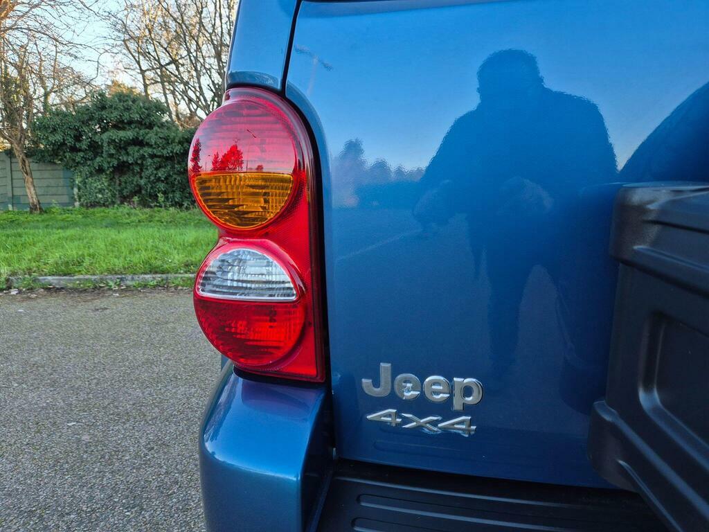 Jeep Cherokee Suv Blue #35