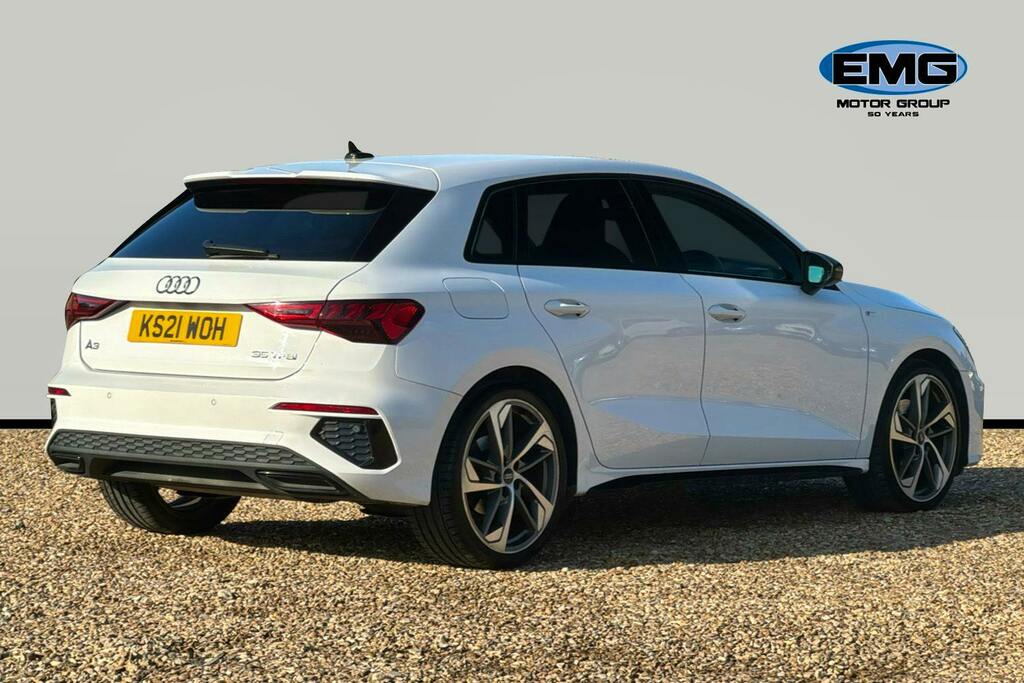 Audi A3 1.5 Tfsi 35 Edition 1 Sportback KS21WOH White #6