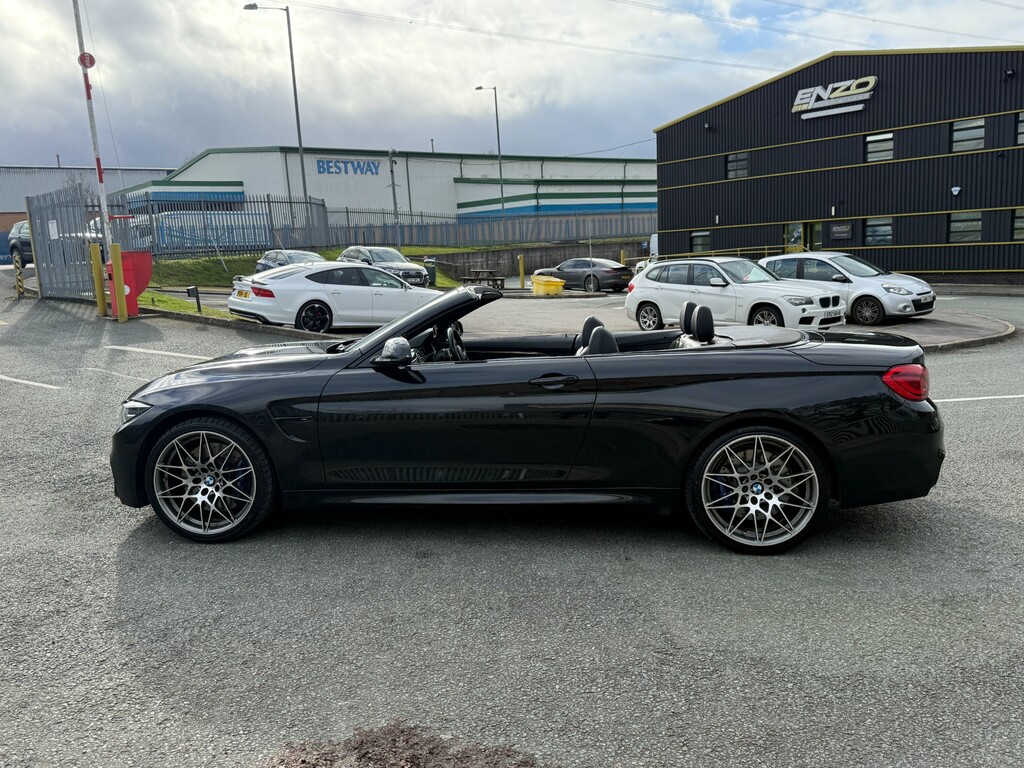 BMW M4 3.0 Biturbo Competition Convertible Dct YG18LSF Black #6