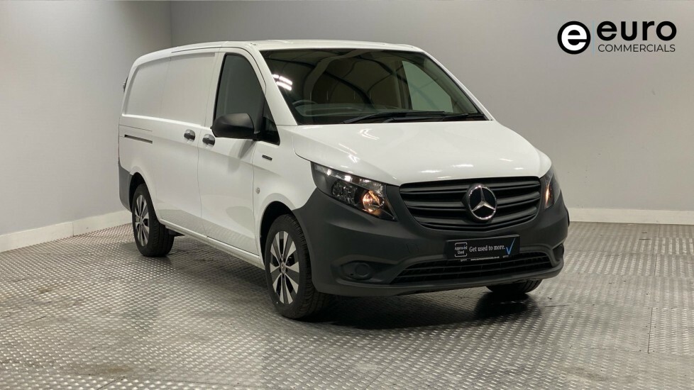 Mercedes-Benz eVito 66 Progressive L2 White