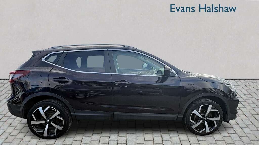 Nissan Qashqai 1.5 Dci 115 Tekna Dct 2020 NX20VGO Black #5
