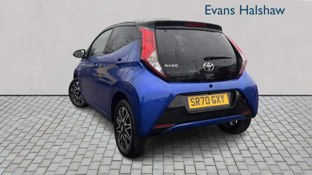 Toyota Aygo 1.0 Vvt-i X-clusiv 2020 SR70GXY Blue #2