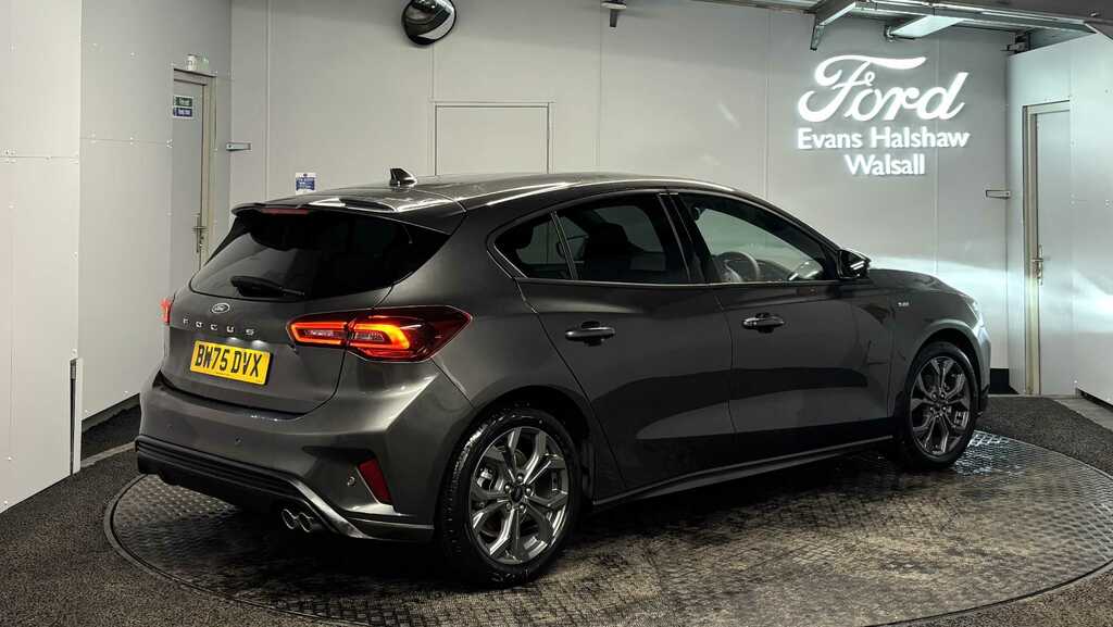 Ford Focus 1.0 Ecoboost Hybrid Mhev St-line 2025 BW75DVX #5