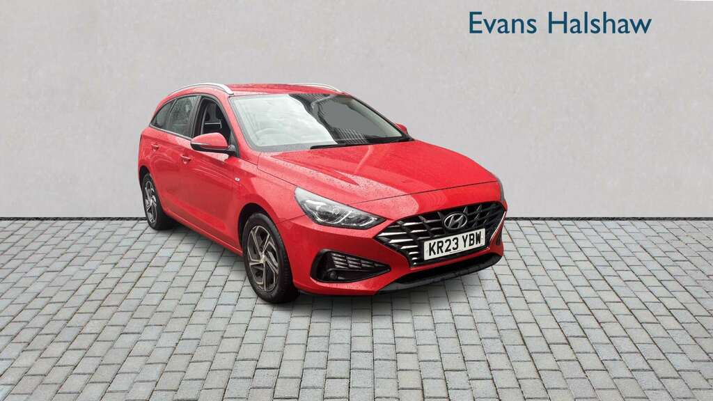 Hyundai I30 1.0T Gdi Se Connect 2023 Red