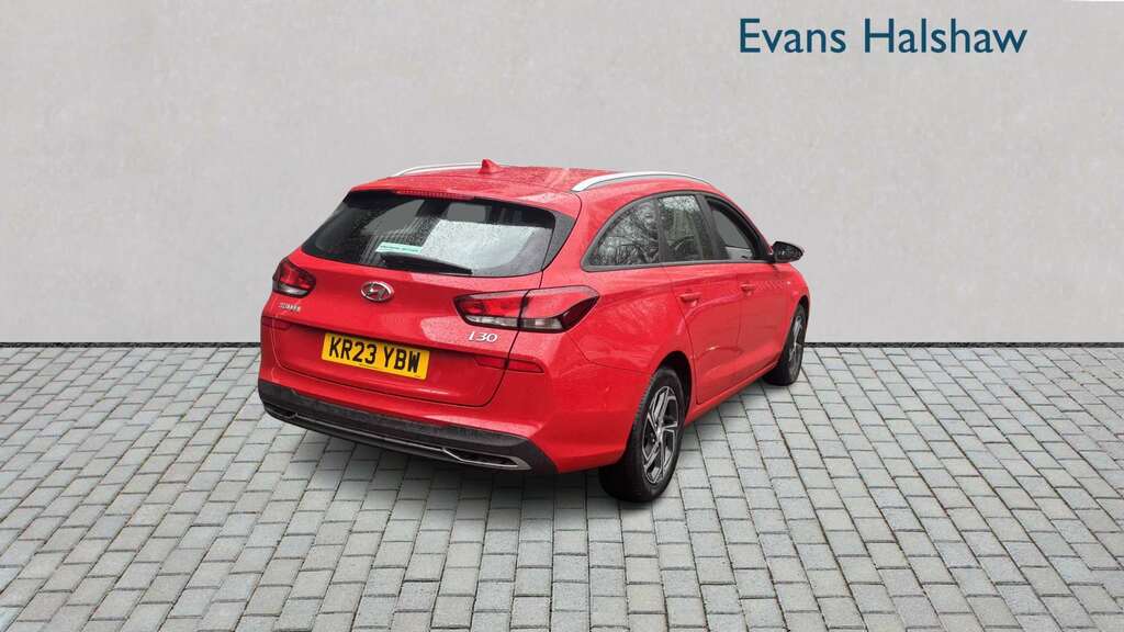 Hyundai I30 1.0T Gdi Se Connect 2023 KR23YBW Red #4