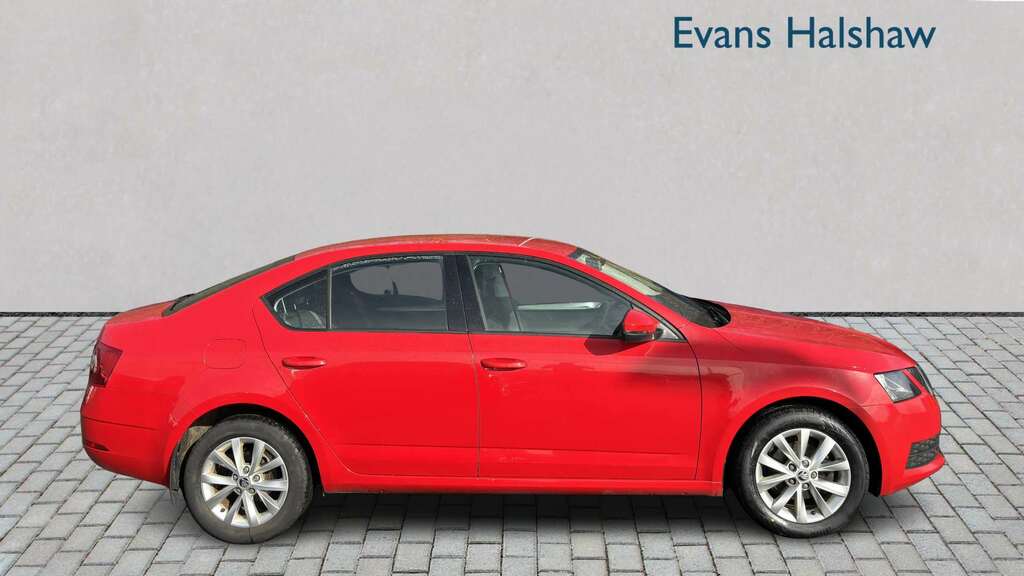 Skoda Octavia 1.6 Tdi Cr S 2019 Red #6