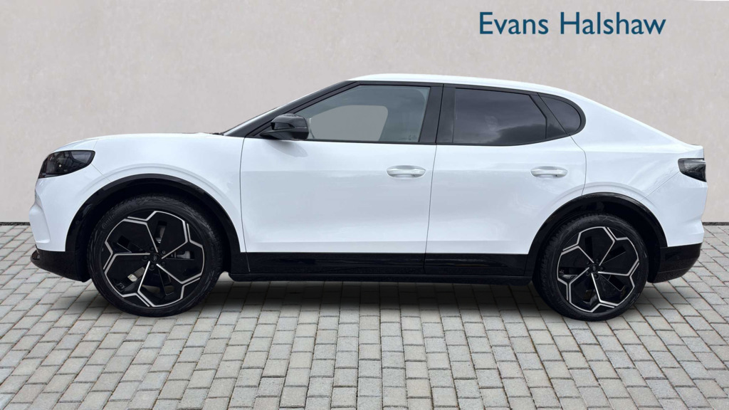 Ford Capri 250Kw Premium 79Kwh Awd 2025 White #3