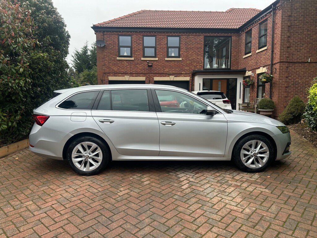 Skoda Octavia Se L Tsi Dsg VGZ7371 Silver #4